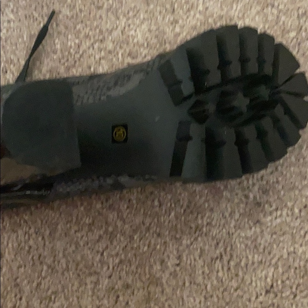 Black “Rock Style” high heels boots - Picture 3 of 3